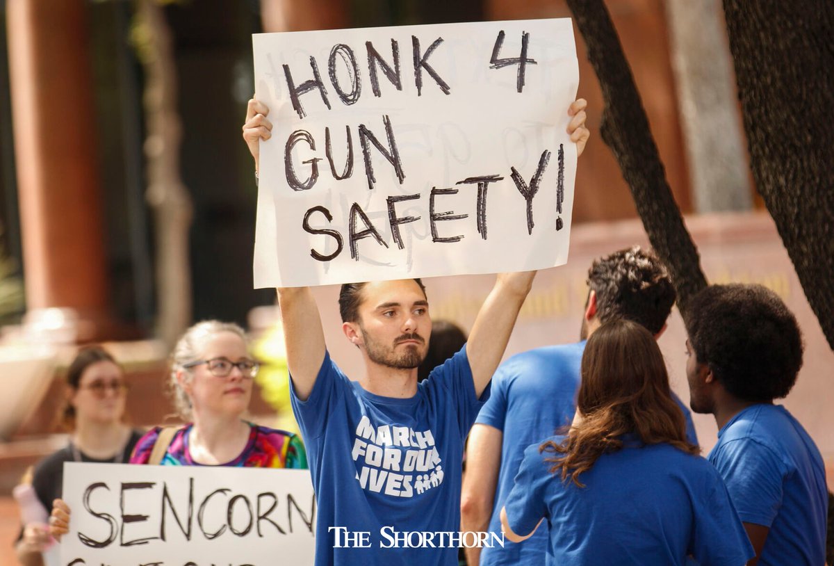 UTAShorthorn's tweet photo. 1/ Yesterday, March for Our Lives held a rally outside Sen. John Cornyn’s Office in Dallas to demand the senator support gun safety legislation. The rally was organized by David Hogg, Parkland survivor and organization co-founder, and other members 🧵 https://t.co/QuMyxjFR30