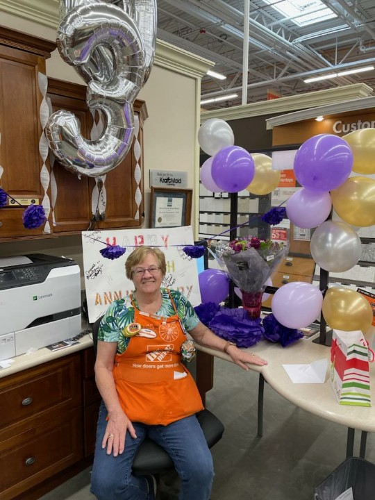Marilyn celebrated her 30th anniversary with HD this week! What am accomplishment! Thank you for all you do Marilyn! <a href="/hdjustjoan/">Joan Morris</a> <a href="/jesse_klingbeil/">Jesse Klingbeil</a> @LemmaTony