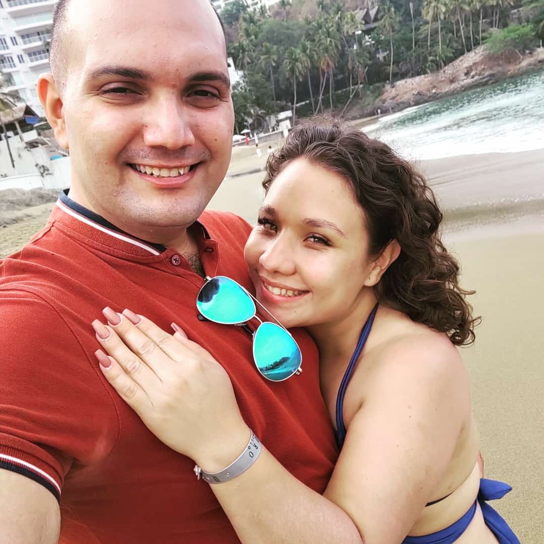 Esvid15's tweet photo. La vida me cumple el deseo de tenerte, qué bendición, contigo me siento en paz. 💙 #NuevaFotoDePerfil https://t.co/VQEgk5moP9
