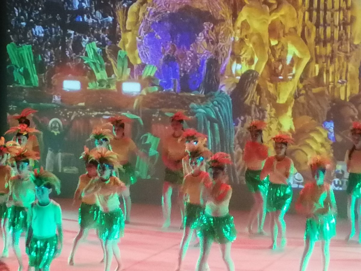 MEHOUAS JOSIANE (@mehouas_) on Twitter photo Très beau spectacle de danse ce soir à #Lamballe des tableaux colorés qui nous ont fait voyager, des danseuses et danseurs plein de grâce. <a href="/TLGLamballe/">Le Télégramme Lamballe</a> #cotesdarmor <a href="/FamillesRurales/">Familles Rurales</a> #modernjazz Très beau spectacle de danse ce soir à #Lamballe des tableaux colorés qui nous ont fait voyager, des danseuses et danseurs plein de grâce. <a href="/TLGLamballe/">Le Télégramme Lamballe</a> #cotesdarmor <a href="/FamillesRurales/">Familles Rurales</a> #modernjazz