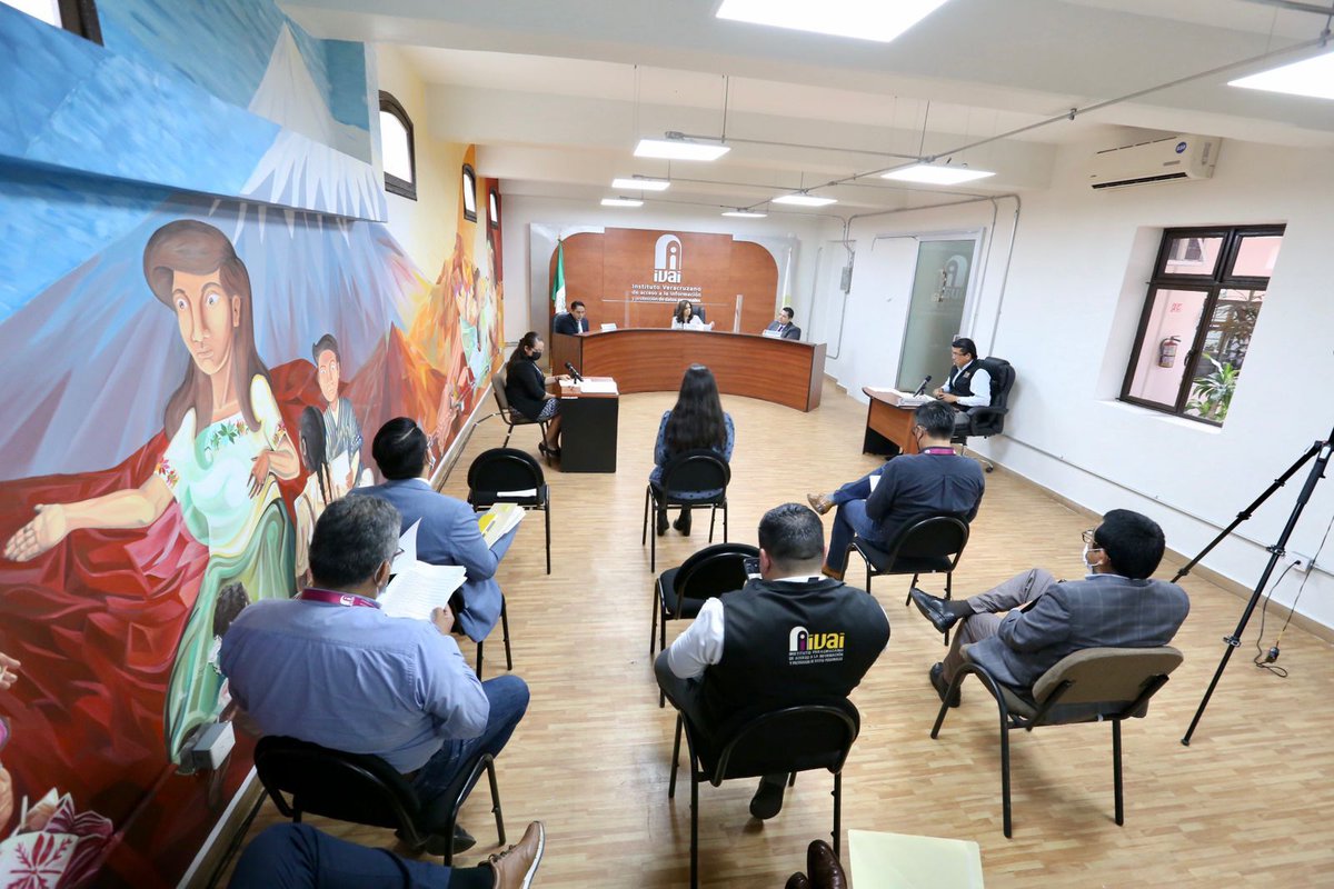 VERIVAI's tweet photo. Durante la Sesión Extraordinaria de hoy, el Pleno del #IVAI resolvió 219 Recursos de Revisión, 37 #DIOTS, 13 amonestaciones públicas por verificaciones de oficios, se modificaron 3 tablas de aplicabilidad y se incorporó un nuevo Sujeto Obligado (Centro de Conciliación Laboral) https://t.co/GDDiUuYhRM