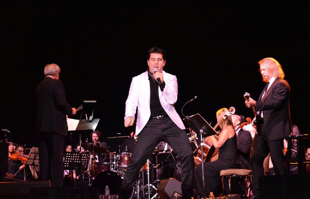 PerfPilchards's tweet photo. THE KING SYMPHONIC: THE MUSIC OF ELVIS PRESLEY | @Shea_Arender @VegasSymphony
 @Elvis_News @cadoganhall  https://t.co/EplyqWZy7n via @SardinesMag https://t.co/DSn4TRI9u2