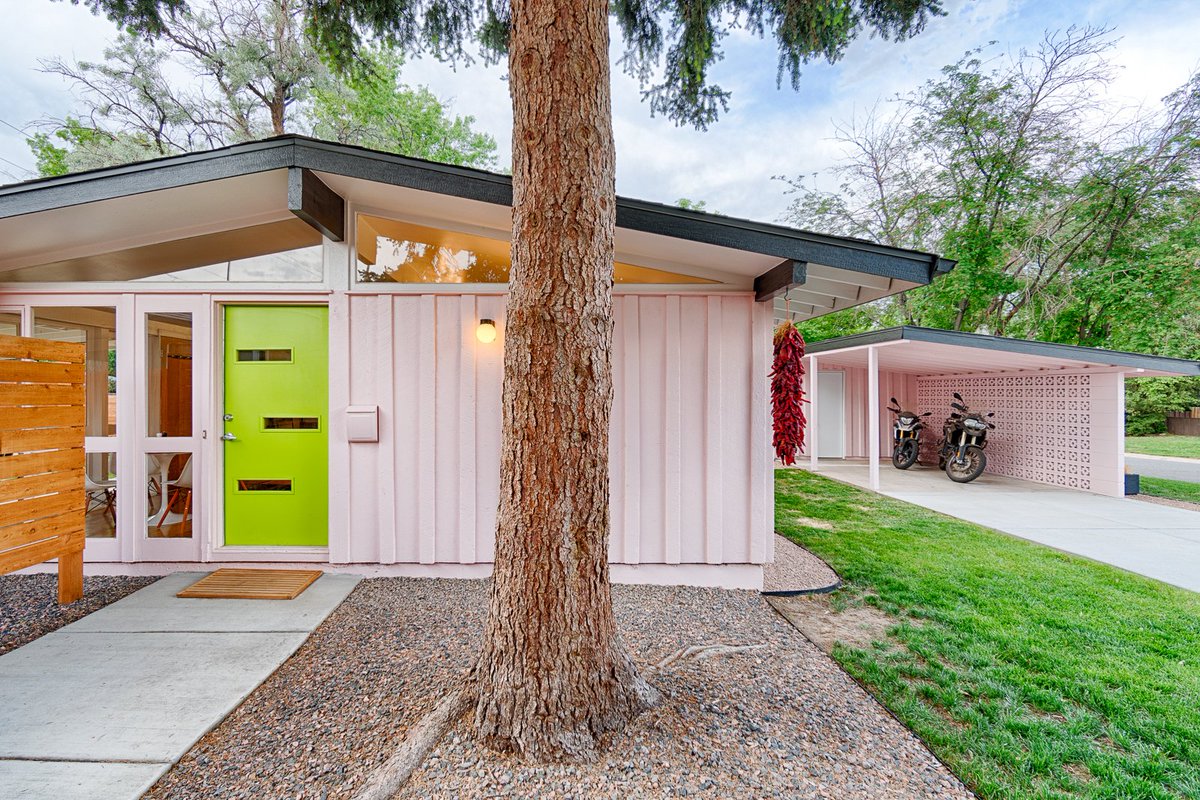 comidmodhomes's tweet photo. New Exclusive Listing: 2585 S Meade Street, Denver CO - https://t.co/lcF1me3Wab https://t.co/BNSpySkYO5