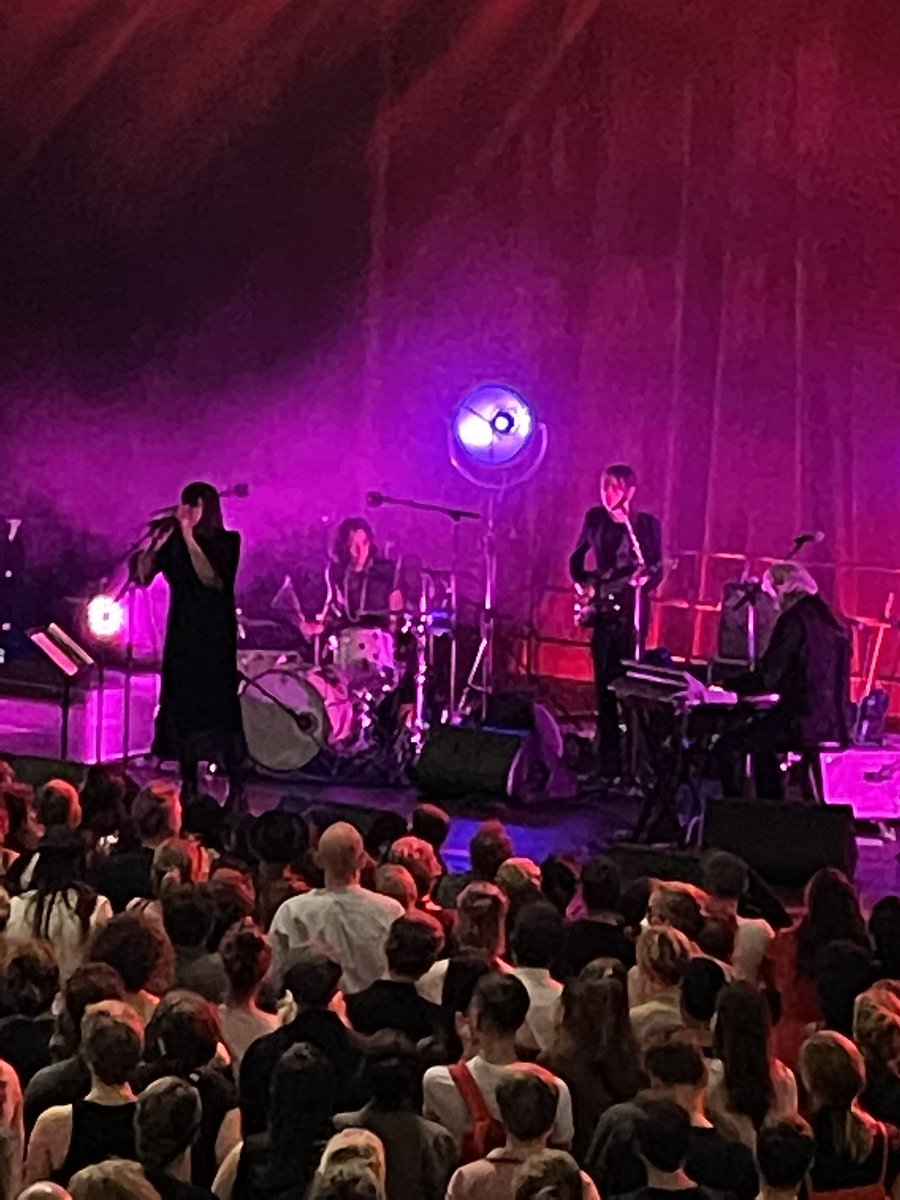 Cool venue for the always amazing <a href="/CATPOWER/">CAT POWER</a> <a href="/tempodrom/">Tempodrom</a>