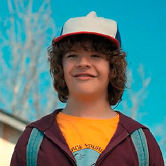 Makingupqueers's tweet photo. Queer who loves Dustin Henderson !!!! https://t.co/D8rhaqf6aG