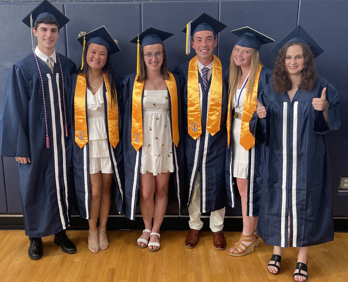 CoachGrimmett's tweet photo. RHS Track &amp; Field Seniors are ready for graduation!!! 👩‍🎓 👨‍🎓 https://t.co/eqPDGDXXPs