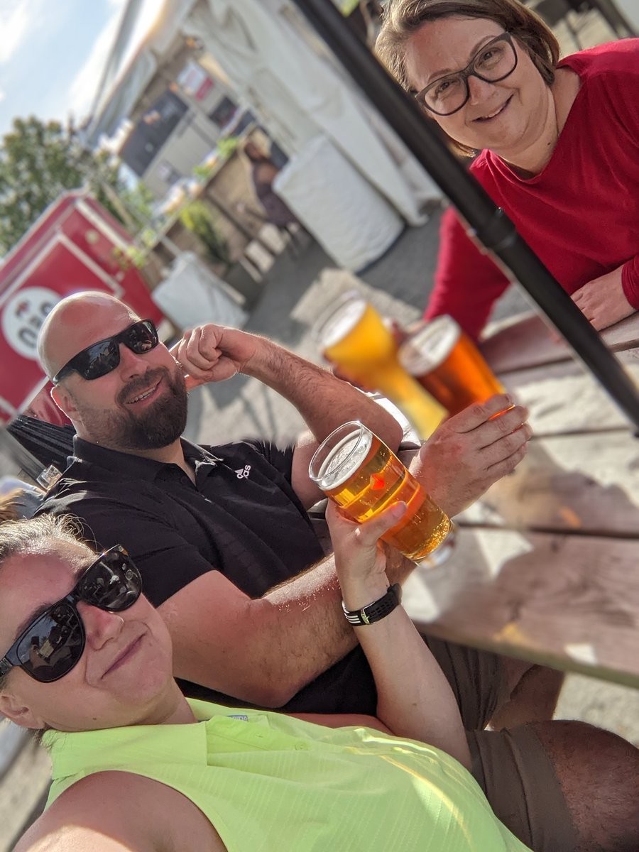 It's #PatioWeather &amp; we got a babysitter! Enjoying the sun, patio &amp; local beer with @Chenard_CA &amp; <a href="/AnotherScotch/">Another Scotch</a> Thanks <a href="/OrleansBrewing/">Orléans Brewing Co. (OBC)</a>! #EatLocal @HeartOfOrleans #SupportLocal