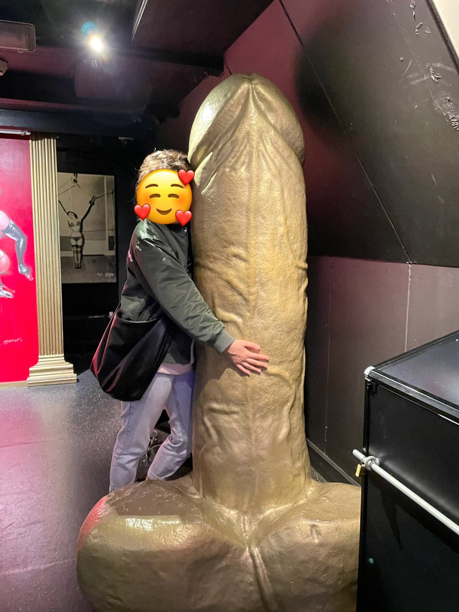 cuicuishashou's tweet photo. 好爱阿姆红灯区🥵 https://t.co/zhfE8UTUyc