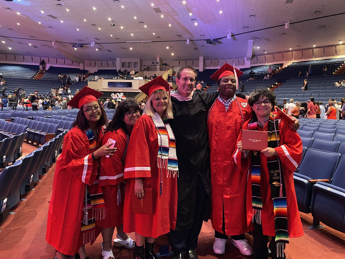 This pic says it all! Congrats to all our Mustang Band GRADUATES! We love you and we can’t wait to see the amazing things you are about to do! See you at Alumni Band!