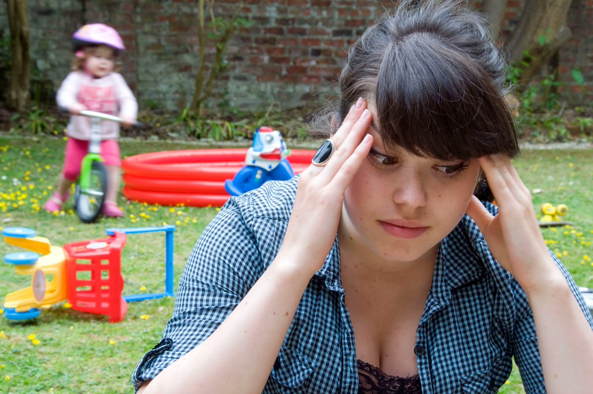NannyPay's tweet photo. Wondering why your nanny quit on you? Here's 10 reasons nannies tend to leave their positions. https://t.co/DJAkadfrFC https://t.co/KbCqR4pMOo
