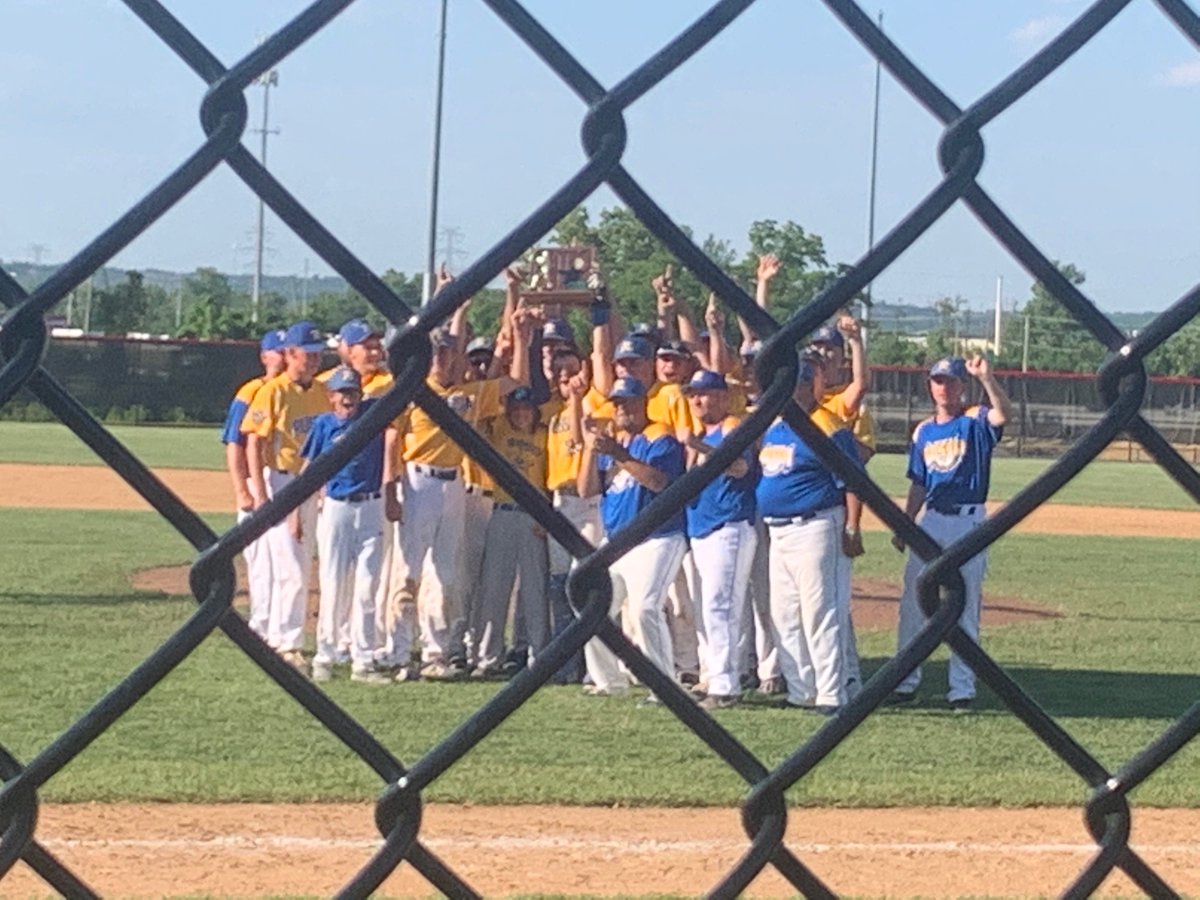 LocalRussia's tweet photo. Congratulations to our Regional Champions who beat Ft. Loramie 7-1! Going to State Raiders! https://t.co/LRl98XQPUS