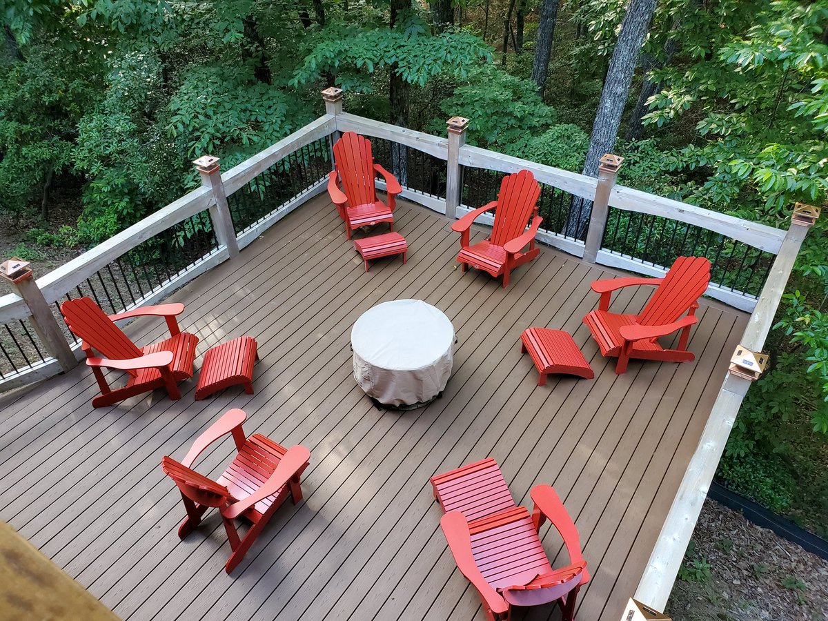 CryptoBTC_Chris's tweet photo. #weekendgetaway

Cabin in the mountains 
Gold mining
Trout fishing 

... then TMJ doctor on Monday https://t.co/LiD9q9lW9u