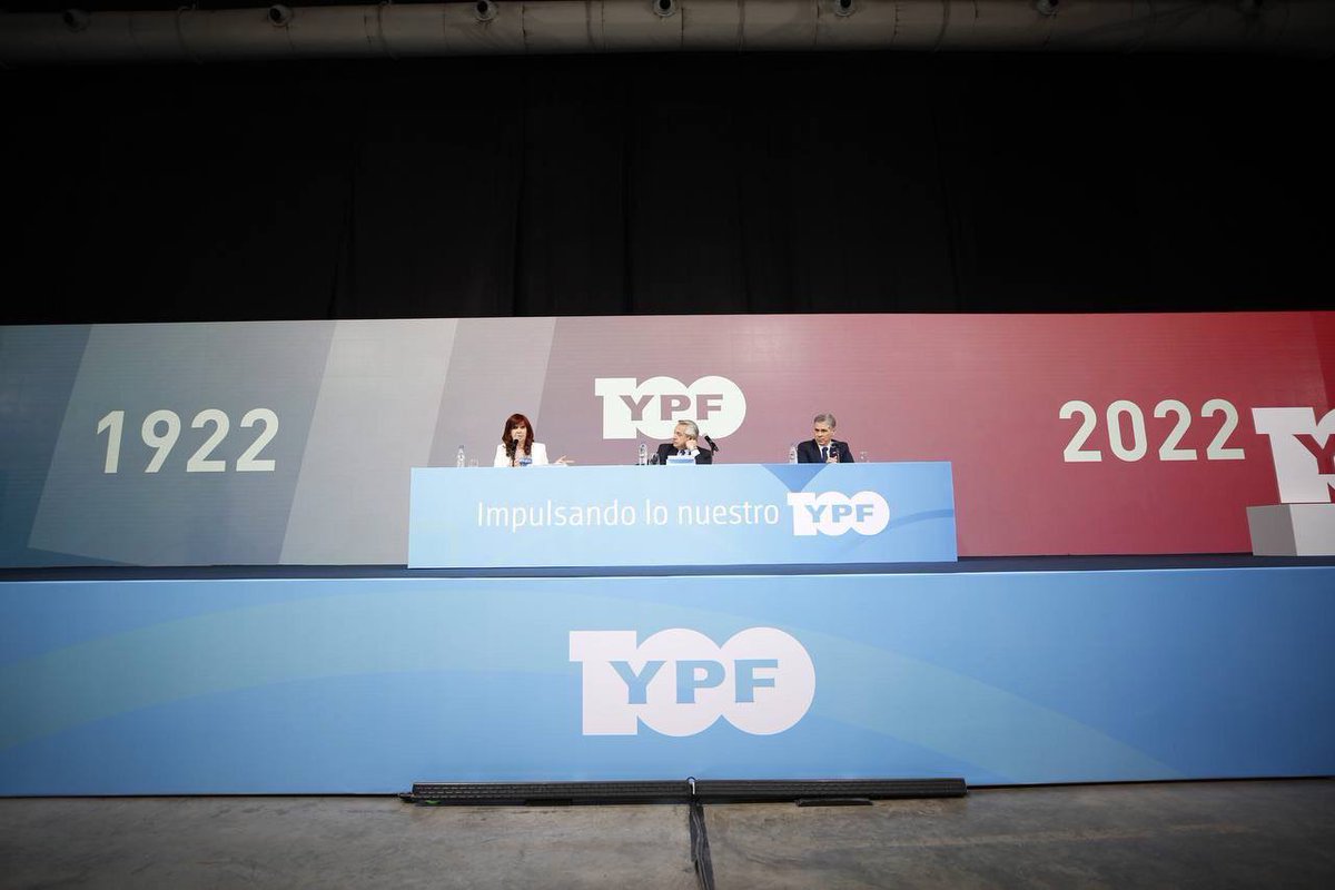 CFKArgentina's tweet photo. Tengamos esperanzas en nuestras propias fuerzas. Nadie va a regalarnos nada. Tenemos que construir con esfuerzo, con sacrificio y con enorme solidaridad con los que menos tienen en nuestro querido país.

#100AñosYPF https://t.co/wXlR5yFfqZ