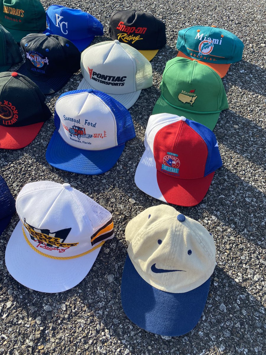 FlippinwithFlow's tweet image. See anything Hit the DM