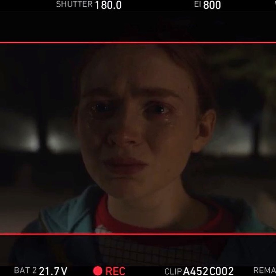SadieSinkAr's tweet photo. ¡Esta fue LA escena!

📸 | El detrás de cámara del capítulo 4, Dear Billy. (1/2) https://t.co/ysNIifQyfD