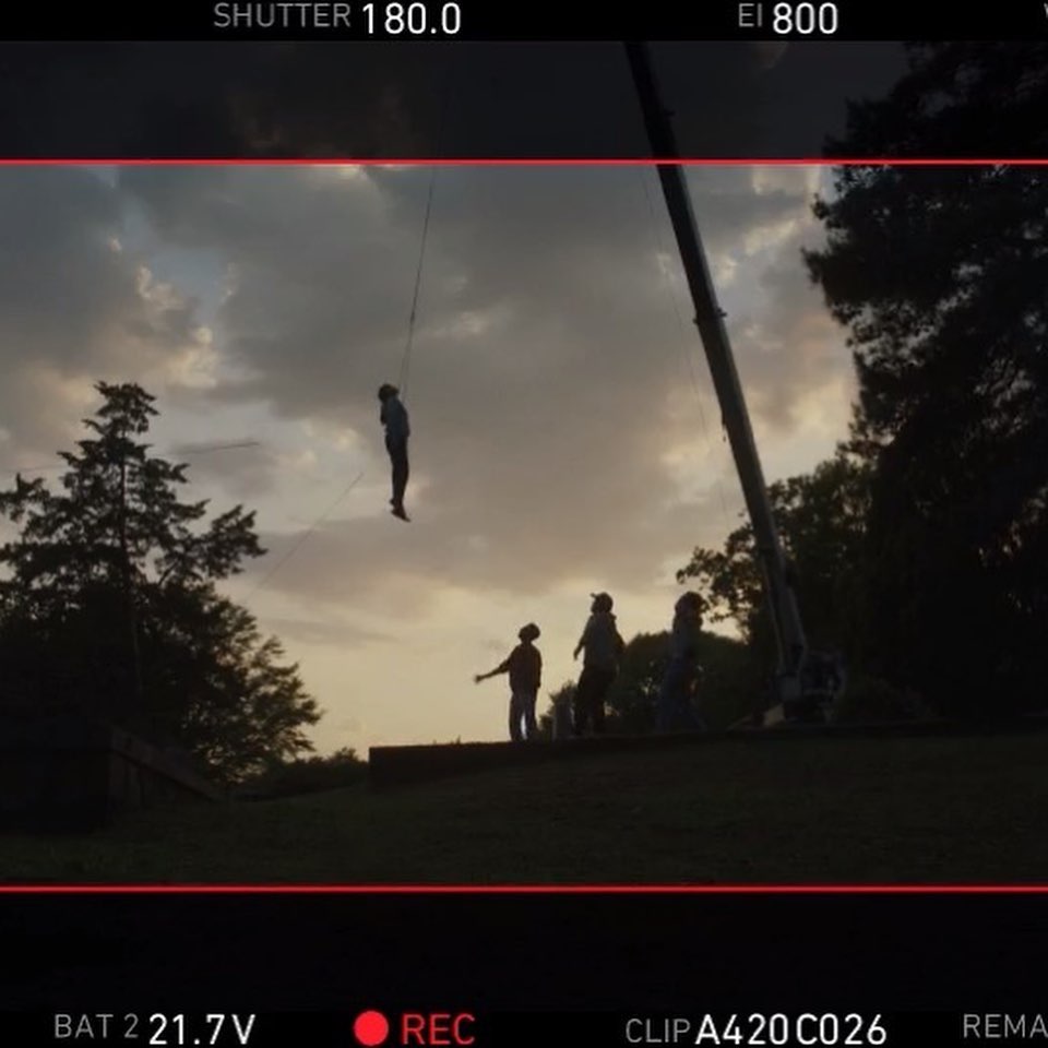 SadieSinkAr's tweet photo. 📸 | (2/2) https://t.co/0qM3wwK2Uk