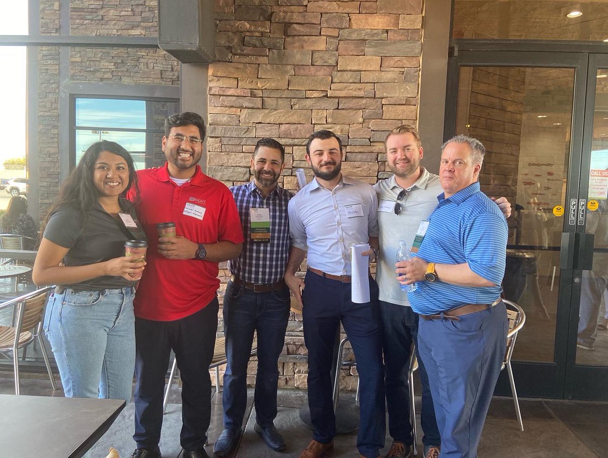 CREDASNV's tweet photo. We had a great turnout this morning at our New Member Coffee. Comment below if you’re a new member and joined a committee today! #naiopsnv #naiop #cre #snvcre #newmembers #getinvolved #joinacommittee https://t.co/ugD48XK4SE