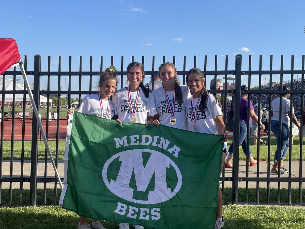 MedinaGirlsXCTF's tweet photo. Your Medina Girls 4x8 team of Jenna Razavi, Rachel Smith, Kayla Kutcel, and Mia Heine are STATE CHAMPS! https://t.co/HUHuVQBeKY
