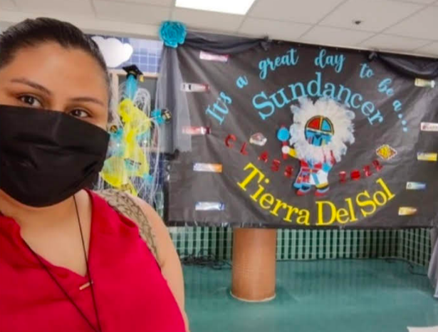 corral_ms's tweet photo. It is a great YEAR to be a Sundancer! Thanks so much to my TDS families, my super 5th grade team, @TierraDelSol_ES @RebecaParada_ @rherrera_TDSES @BaranyaySarah and many more for a FANTASTIC year! Super happy and super proud to be part of TDS! We gave it our #heartandsol ❤️&☀️ https://t.co/FrHY96KsPw