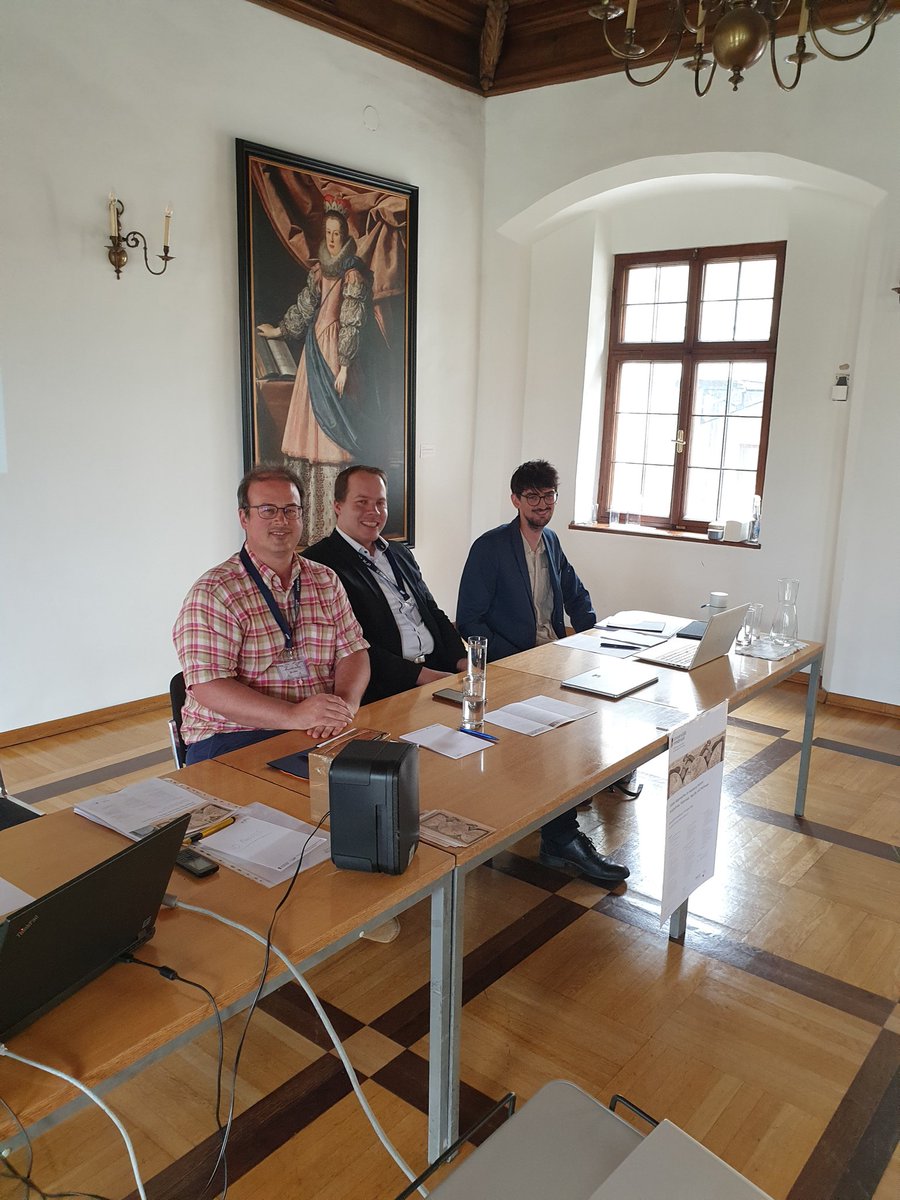 Shipwormhistory's tweet photo. Day2 of #GlobalHabsburs in beautiful Innsbruck 🏔. Great session on the Austrian 🇦🇹 Netherlands' maritime &amp; overland trade with my good friends and colleagues (right to left) @stanpnnr from @EMHLeuven 🇧🇪, @MagnusRessel from @uni_greifswald 🇩🇪 and myself from @HOST_VUB 🇧🇪 https://t.co/0vxqAZeDXV