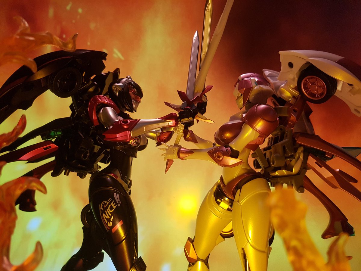 TheLocalBard's tweet photo. The robot girls are fighting again.
#BigFirebirdToy @Phoenix_BFB #Nicee #Mocha #EX01PlusMocha #EX01Nicee https://t.co/fSwrOpCAeX
