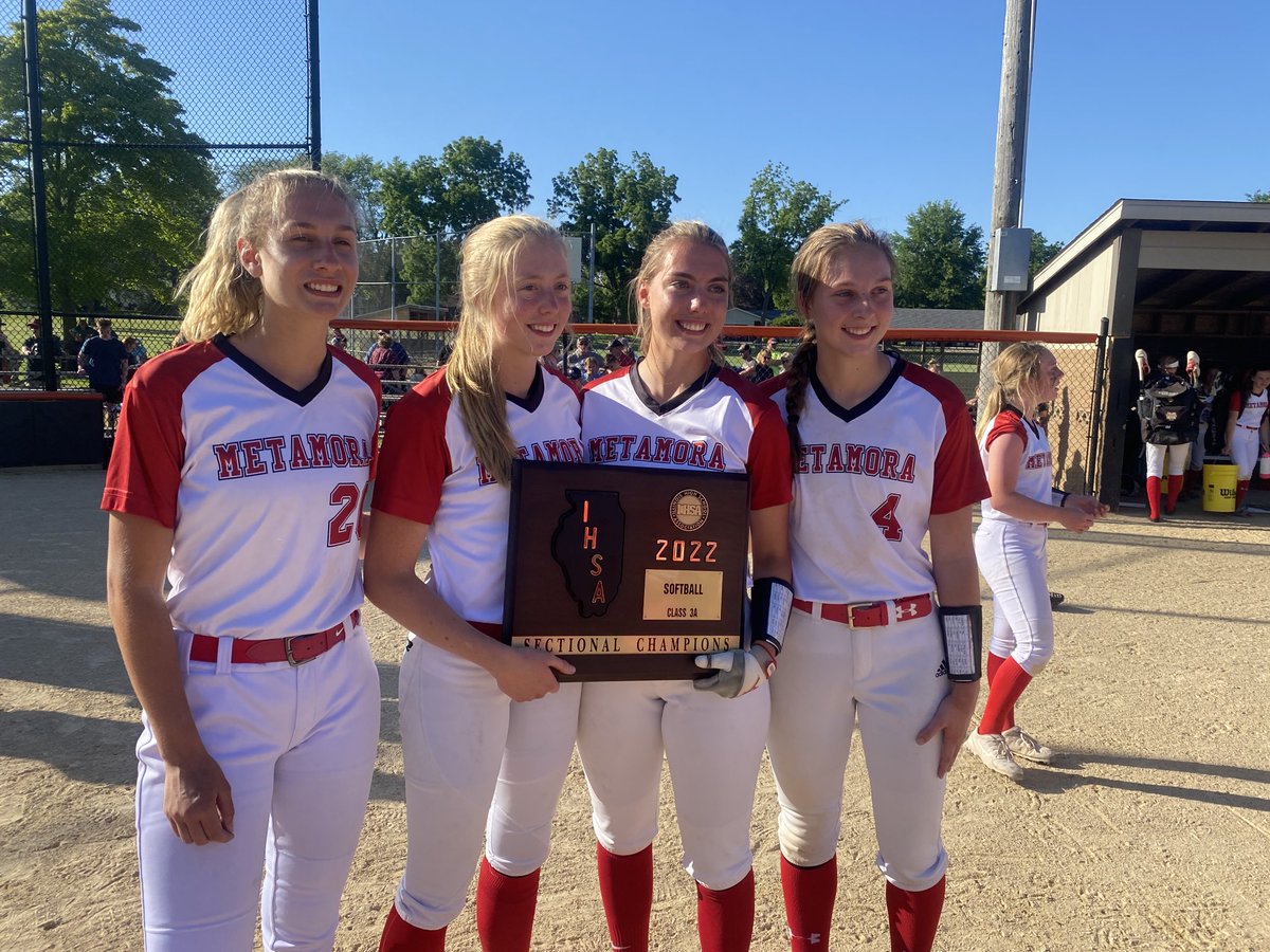 Metamora Redbirds w great team Sectional Title Win - power hitting, clutch hitting, great pitching, amazing defense.  Elite Eight Team