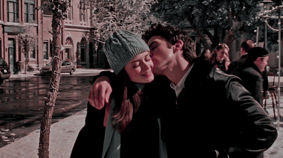 eclipwqze's tweet photo. They are my endgame! 🤍
#GilmoreGirls #literati #rorygilmore #jessmariano #jessandrory #roryandjess https://t.co/xB7F0AyDx4