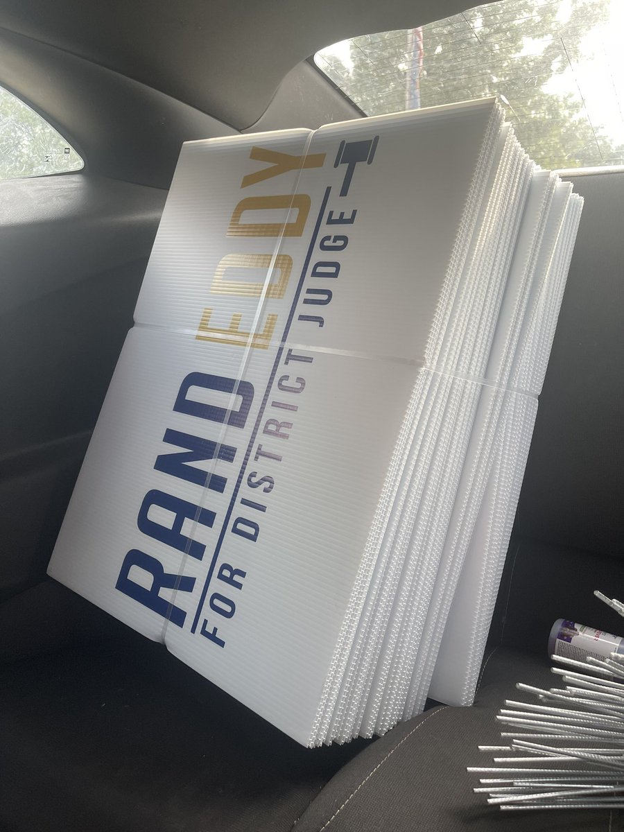 Our yard signs are in! If you’d like one DM us so one of the team can drop one off! 

Our primary is June 28th. Learn more about Rand, the campaign, sign up to volunteer, or make a donation, at our website Randeddy.com! #EddyforJudge #rt #OkCounty