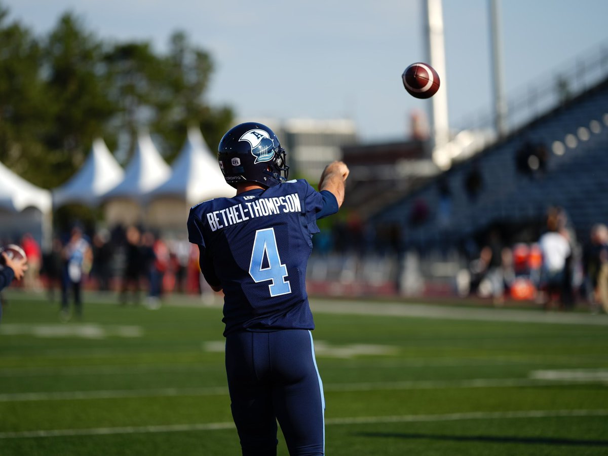 TorontoArgos's tweet photo. Almost that time 🌊 https://t.co/ppg90jcupc