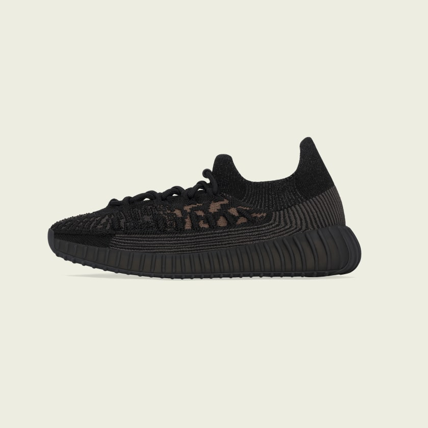 RetailorResell's tweet photo. Adidas Yeezy 350 V2 CMPCT "Slate Carbon"
Price: $230
Resell:❌(Low)
Resell Price: Retail-$275+
Releases Tomorrow on Yeezy Supply @ 10AM EST and via the Adidas CONFIRMED App @ 11AM EST! https://t.co/JrPCi0SZLi