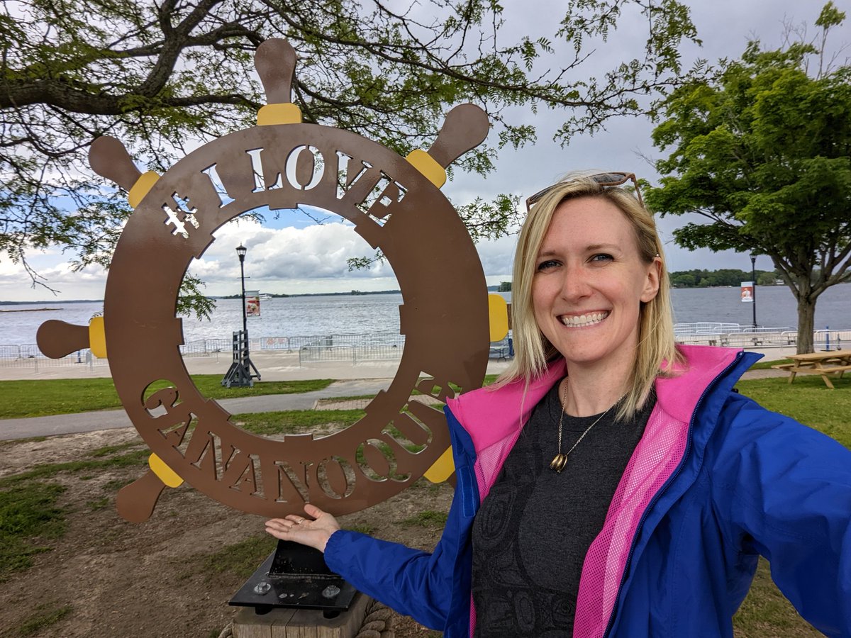 Lindz 🇨🇦 I've Been B✈t! tweet media