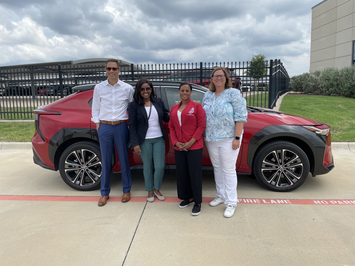 ToyotaPolicy's tweet photo. A group of TX state lawmakers stopped by Toyota HQ today to learn more about Toyota's electrification strategy. The visit ended with a ride around check road in the new #bZ4X! Thanks for visiting. https://t.co/Cz9C6ygHlq