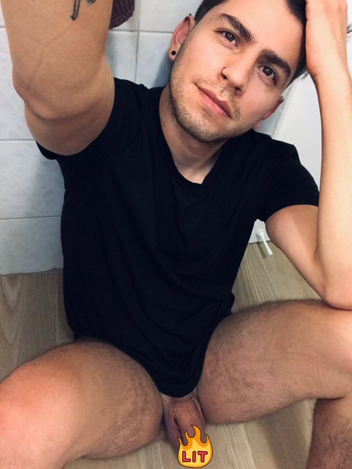 40% descuento 
https://t.co/swyaPRqnL3 https://t.co/6QLPrdFjYT