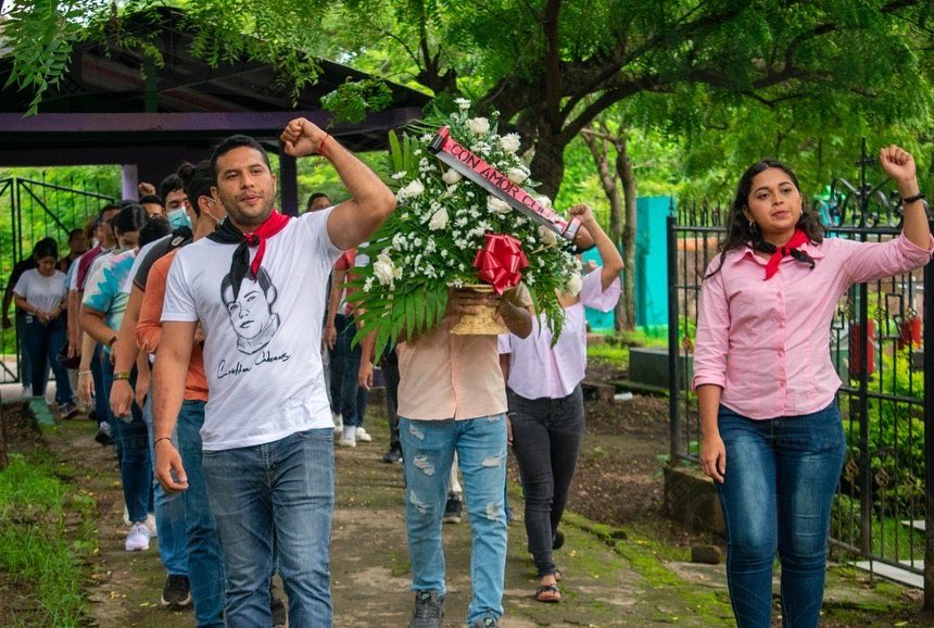 cuununan's tweet photo. A 28 años del natalicio de nuestro Héroe de la Paz Cristhiam Emilio Cadenas.
¡Cristhiam, Inspiración de nuevas batallas y victorias por la salud y la vida! 
#CUUN1914 https://t.co/5lnb4YN96z