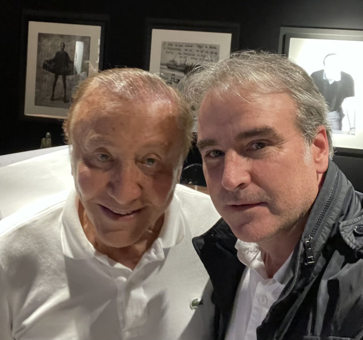 Pfrobledo's tweet photo. Hoy en reunión con el @ingrodolfohdez le manifesté mi adhesión y apoyo a su candidatura presidencial. Nos une la certidumbre de que la corrupción es el problema más grave que aqueja a Colombia https://t.co/LzkAE9Lkrw