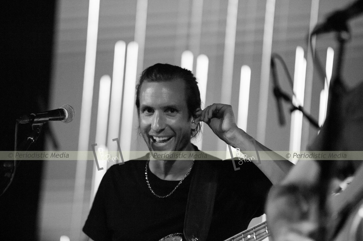 PeriodisticM's tweet photo. 😜 Si nos buscas nos encuentras @dvicio_martin #Dvicio #MilVecesTour 

📸 @veronicamlo https://t.co/WW9tsGzxxv