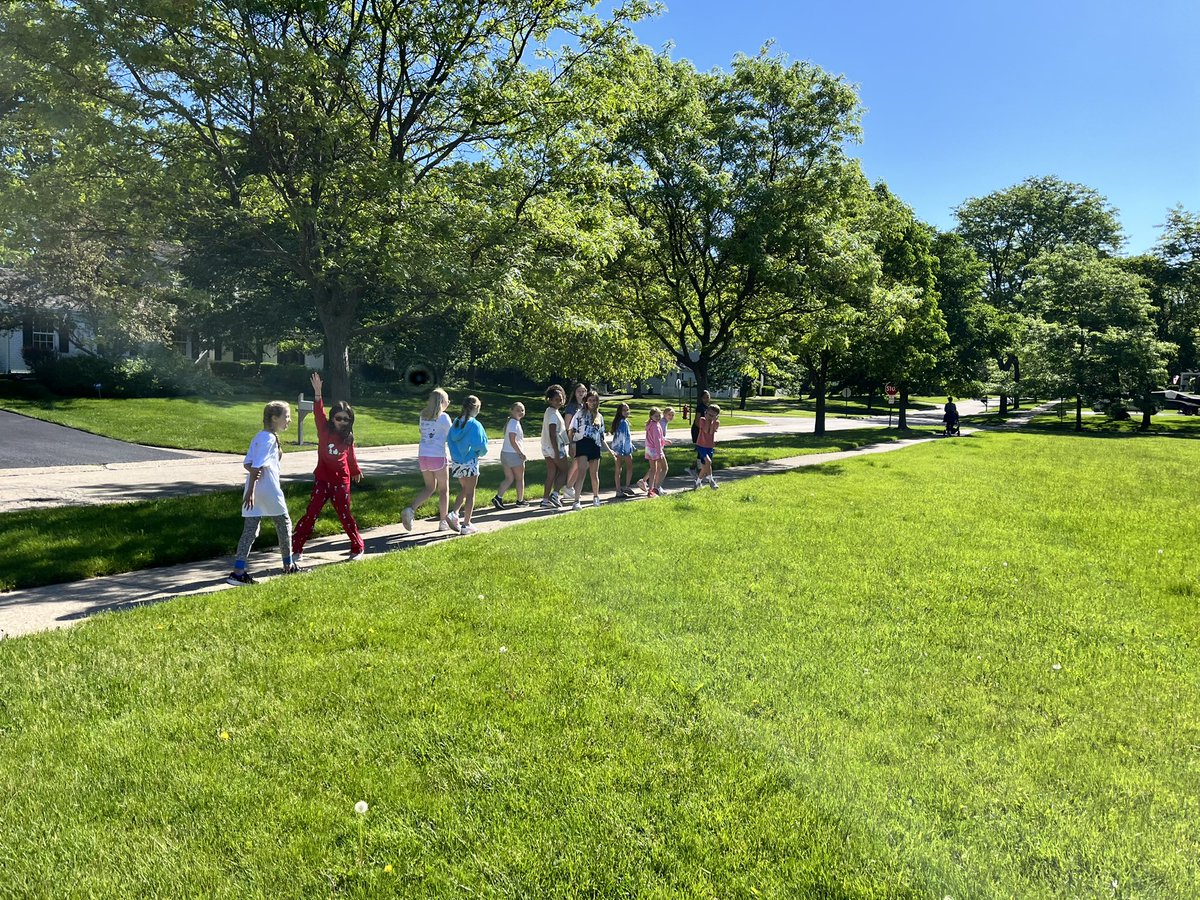 JMilesClass's tweet photo. ABC COUNTDOWN
W = WALK day
#cherokeeinspires # findingjoy67 https://t.co/VSt9eb7BwT