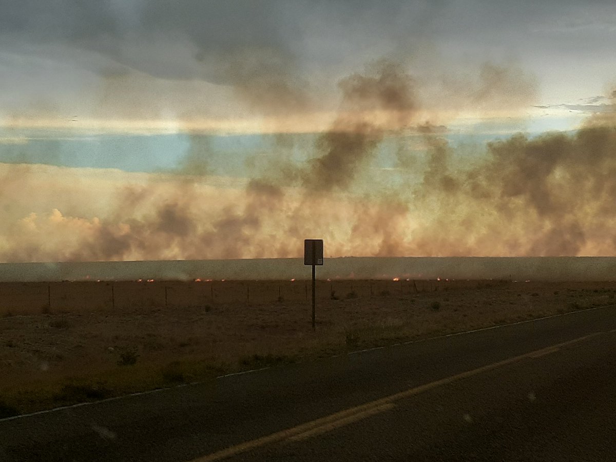 stormchaser0026's tweet photo. Wildfire just south of Fort Sumner, MN. Fire spreading across  route 20. Suspect this was started by lightning! #RUChasing https://t.co/gUtSrbM3aX
