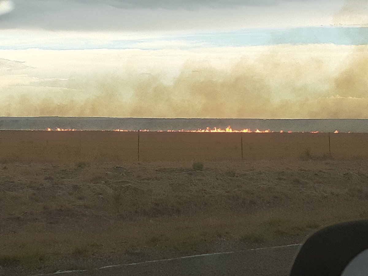 stormchaser0026's tweet photo. Wildfire just south of Fort Sumner, MN. Fire spreading across  route 20. Suspect this was started by lightning! #RUChasing https://t.co/gUtSrbM3aX
