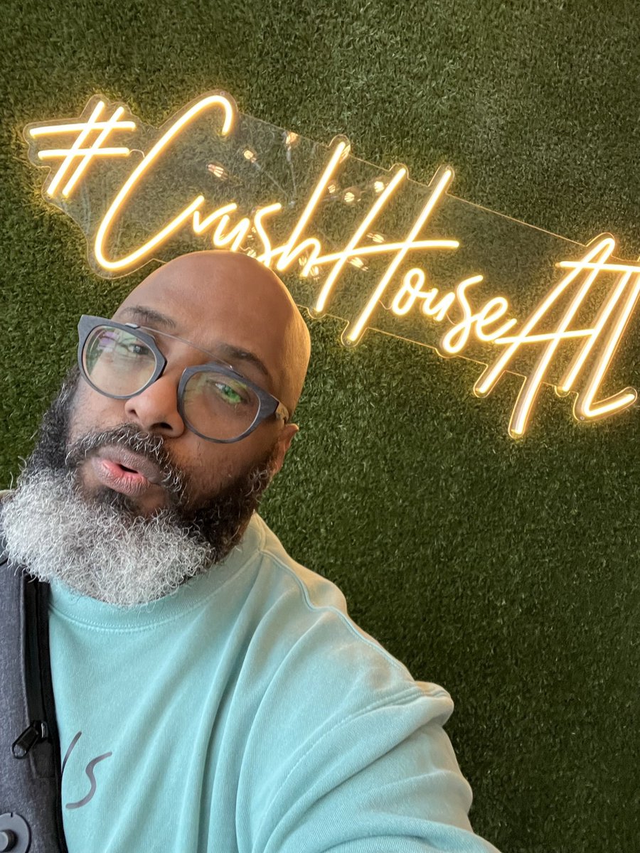 Also Known As…DMo! tweet media