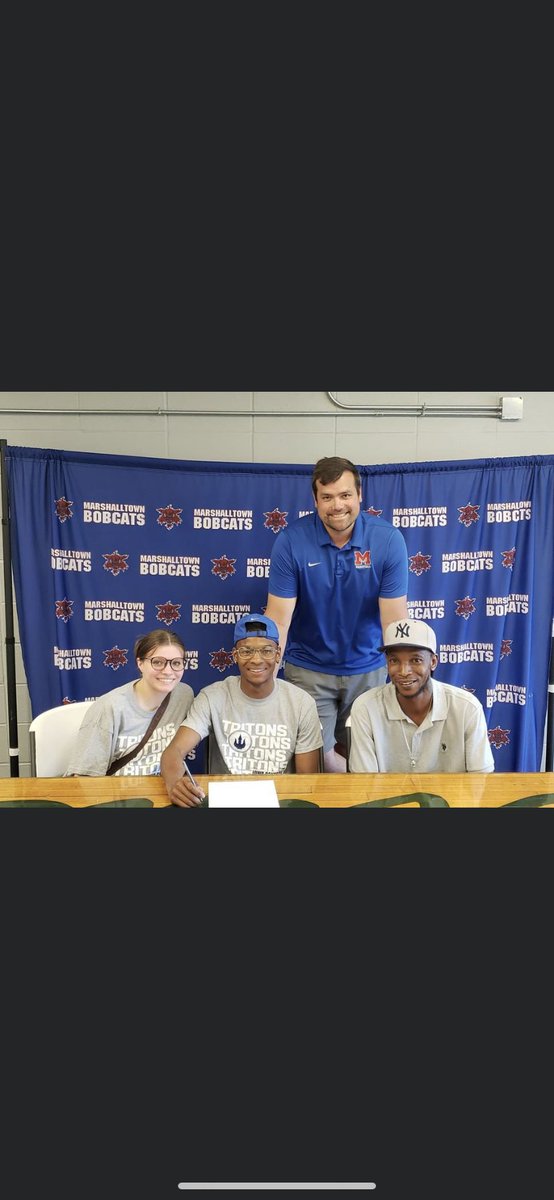 I want to start off by saying thank you god,I want to thank my Parent,girlfriend,coaches and friends for supporting me. COMMITTING TO IOWA CENTRAL!!!!
GO TRITONS‼️