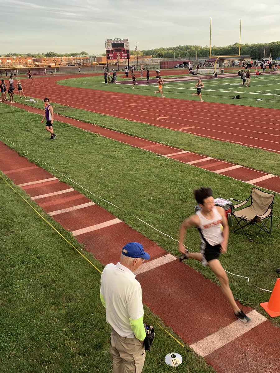 wphs_xctf's tweet photo. Jacob takes off in the long jump one of three WP athletes competing today in the NY state qualifier ⁦@WPCSDAthletics⁩ https://t.co/bqYLXha13S