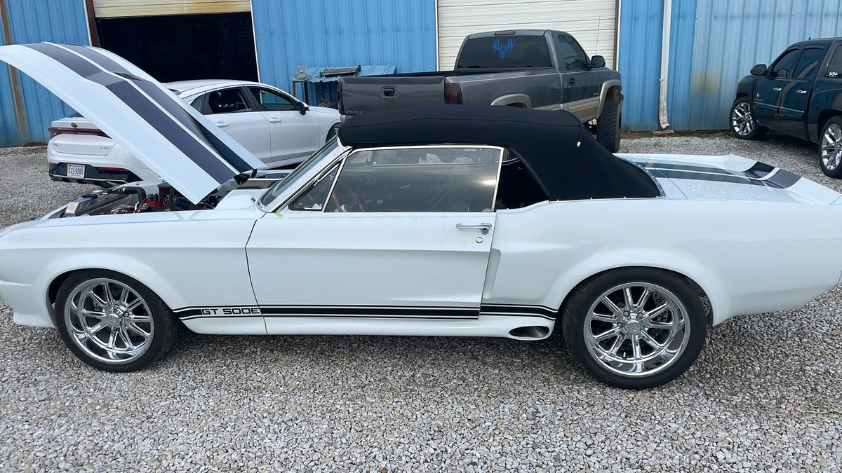 Rob69648009's tweet photo. @CryptoA40672341 Just got done building this for a customer if Luna Classic hits a dollar I’ll build one of your followers one or whatever they want (To an extent) for nothing. https://t.co/fo84Pd4qTA