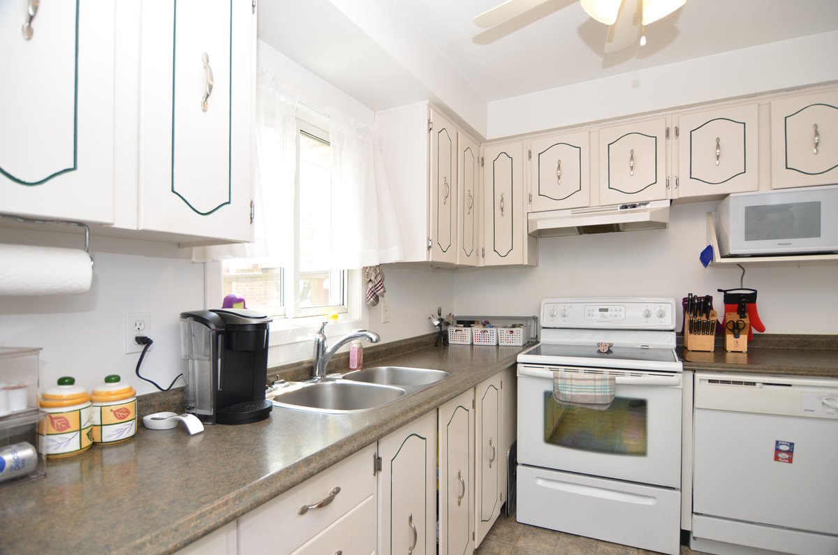 JamieMcRemax's tweet photo. 🔥HOT NEW LISTING🔥
97 Daniele Ave. N Beeton
For more information please visit: https://t.co/SuT1EilEGT

#JamieMcGinty #Remax #RemaxHallmark #NewTecumseth #Alliston #Allistonhomes #Beeton #Orangeville #RealEstate #Realtor #Realty #ForSale #JustListed #NewHome #HouseHunting https://t.co/7k1lo2LS4H