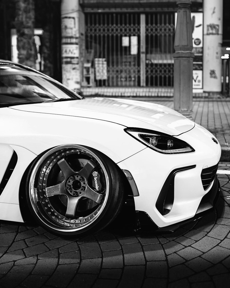ToyoTires's tweet photo. Photographers! Lights, camera, CONTEST! Show us your best shot for a chance to win… swipe to see different types of BLACK &amp; WHITE examples for inspiration. Entries must be BLACK &amp; WHITE. No color. To enter, visit link in bio. https://t.co/GZJCLWuX4t