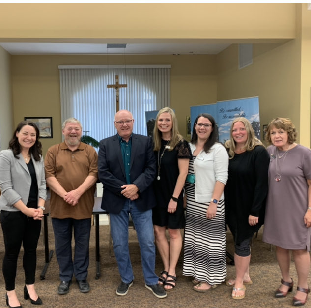 mackinnon_m's tweet photo. Grateful to ⁦@SPhillipsAB⁩ for the conversation about the challenges and celebrations of education with Trustees at #hs4   #ableg https://t.co/sdzHuIn0xm