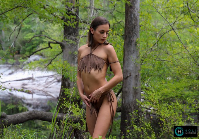 Wild thing 🐾🌿🪵🌾 https://t.co/p28rtbt5Cu<a href="/tag/publicnudity"class="tags"><span>#publicnudity</span></a><a href="/tag/nudebeach"class="tags"><span>#nudebeach</span></a>