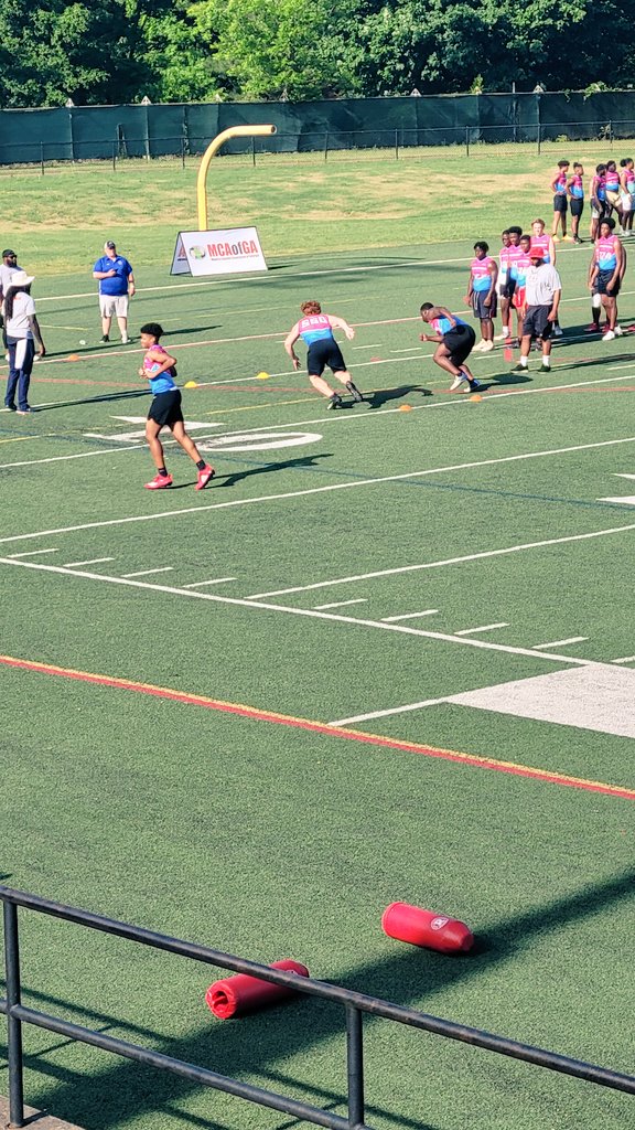 PigSkin_Poppa's tweet photo. Awesome day at Champions Elite Football Camp in Lagrange, GA
@GAFollowers #football #uga #Recruiting #GoDawgs #Freshman #NCAA #Dlinegrind #moretocome #newtweets https://t.co/plxqVndYgE