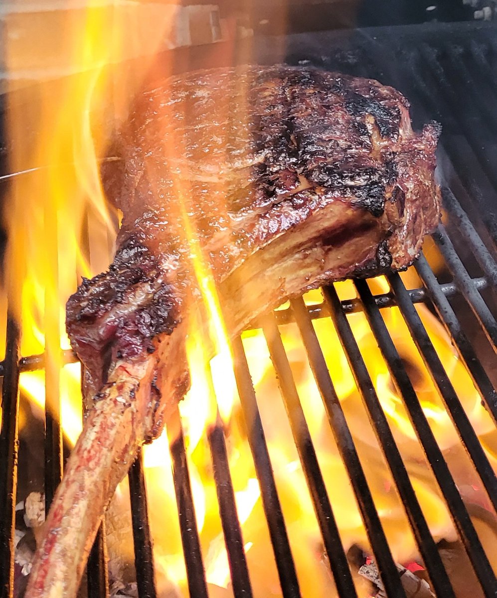 So what do you think about this Tomahawk? #BEEF