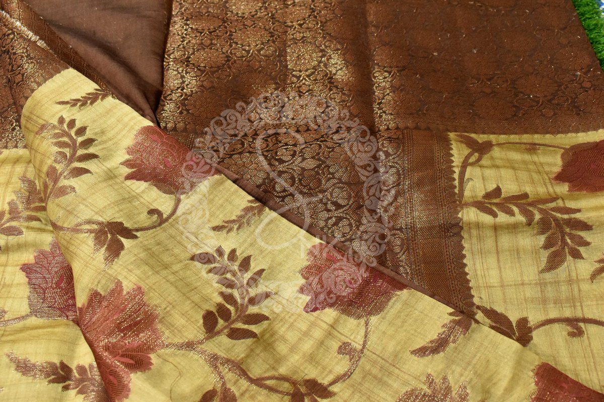 SBS88484229's tweet photo. 🤍🤍 Pure Chiniya Silk with Meena kari work🧡🧡

📌 To place order ~ please WhatsApp @ 8617799715

Free shipping across India

#studionakshikantha 
#sareelove 
https://t.co/LAeEp0Cmjr https://t.co/TK85MW4u1F